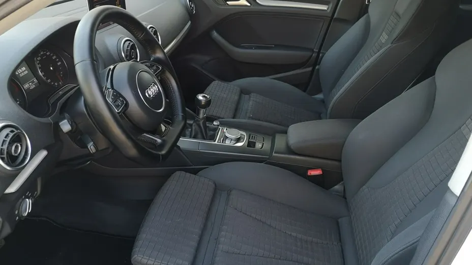 AUDI A3 -