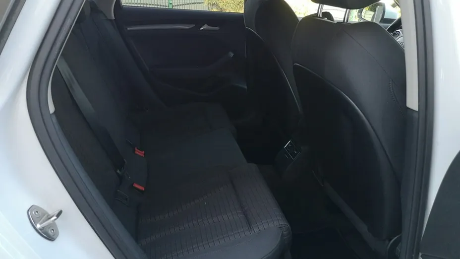 AUDI A3 -