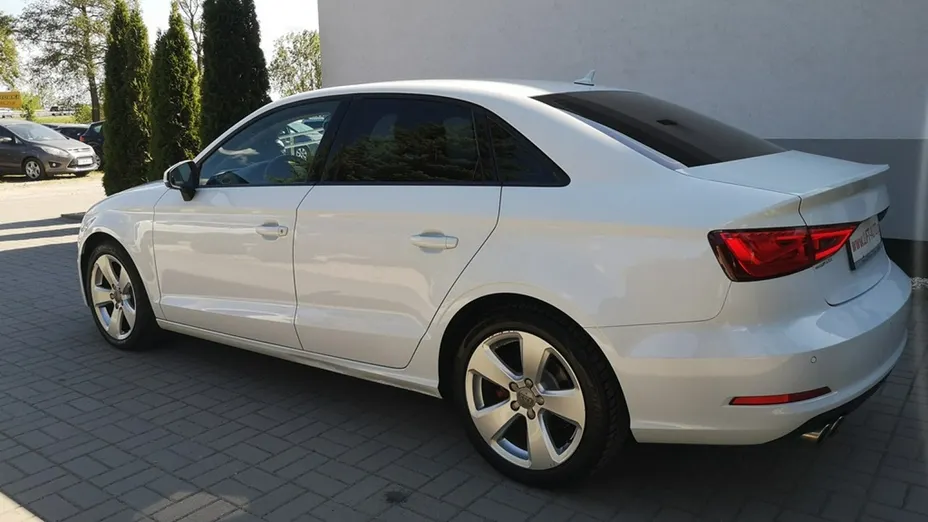 AUDI A3 -