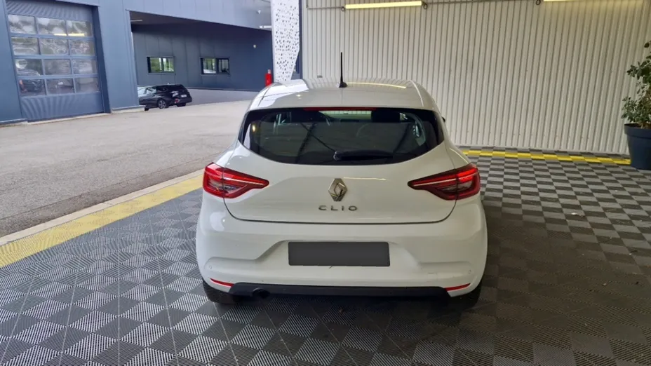 RENAULT Clio -