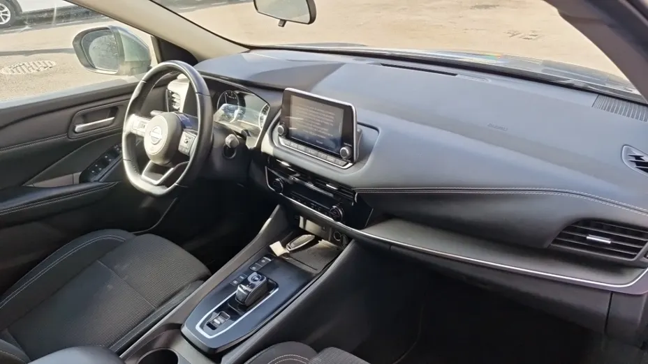 NISSAN Qashqai -