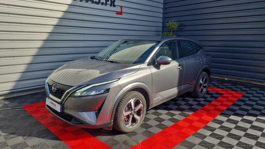 NISSAN Qashqai -