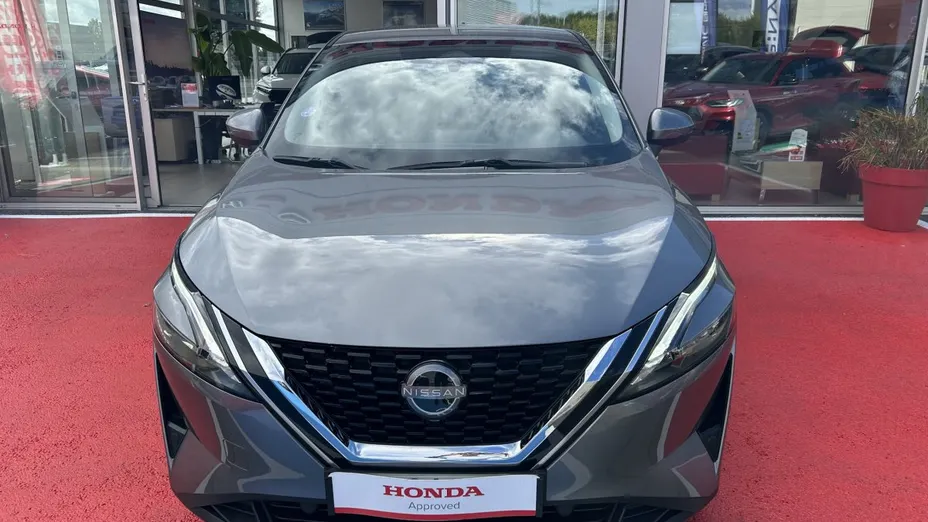 NISSAN Qashqai -