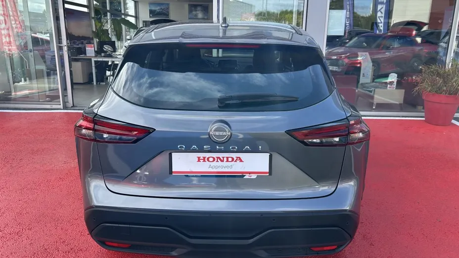 NISSAN Qashqai -