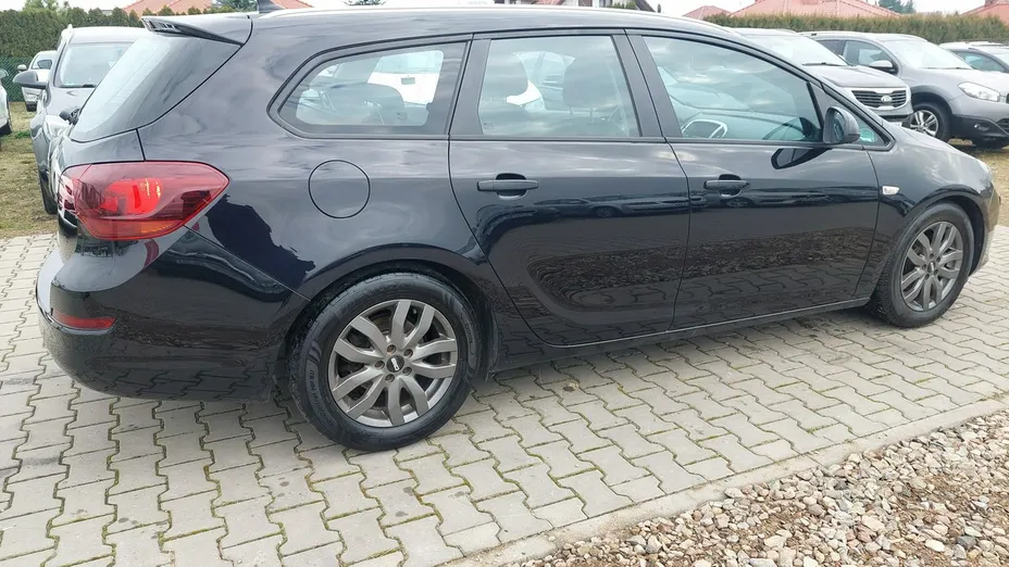 OPEL Astra -