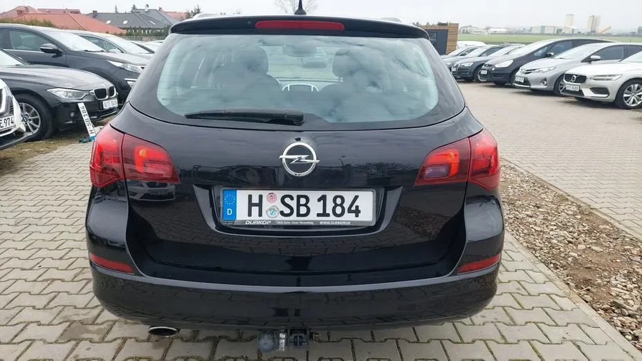 OPEL Astra -