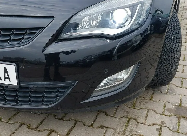 OPEL Astra -