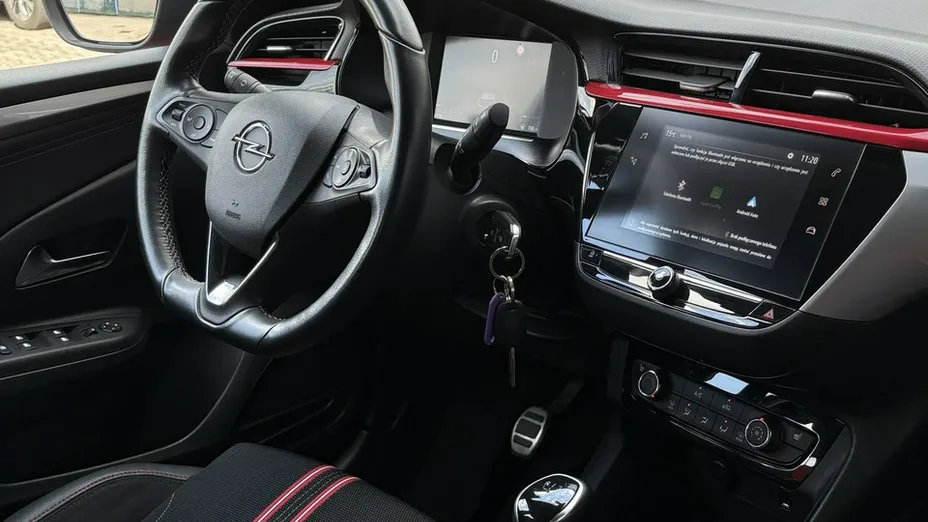 OPEL Corsa -