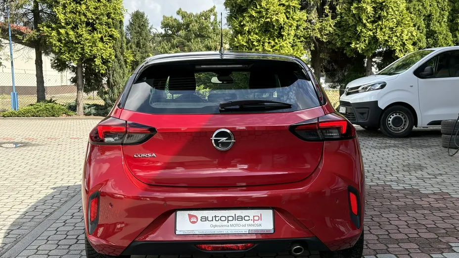 OPEL Corsa -