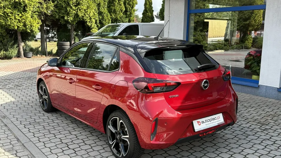 OPEL Corsa -