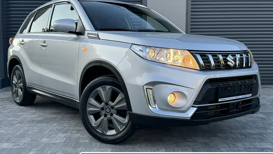 SUZUKI Vitara -