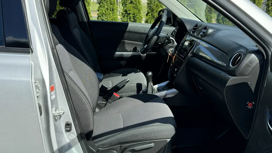SUZUKI Vitara -
