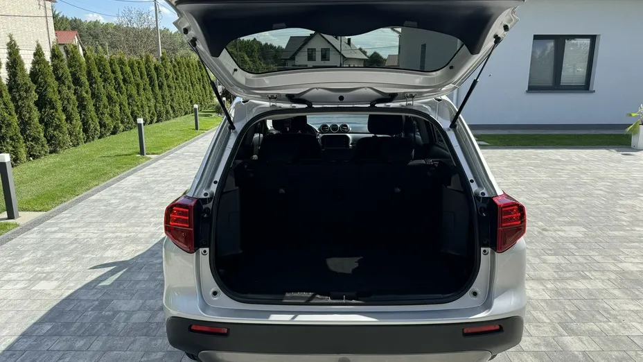 SUZUKI Vitara -