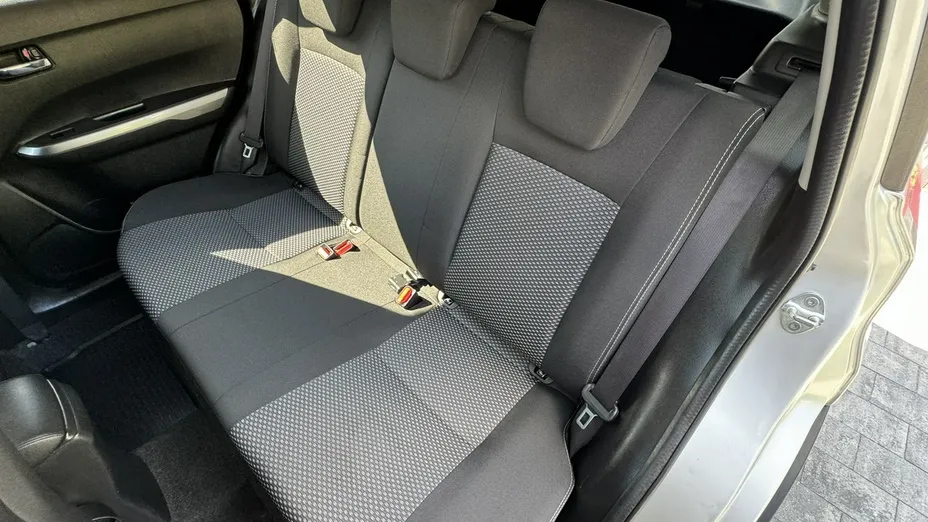 SUZUKI Vitara -