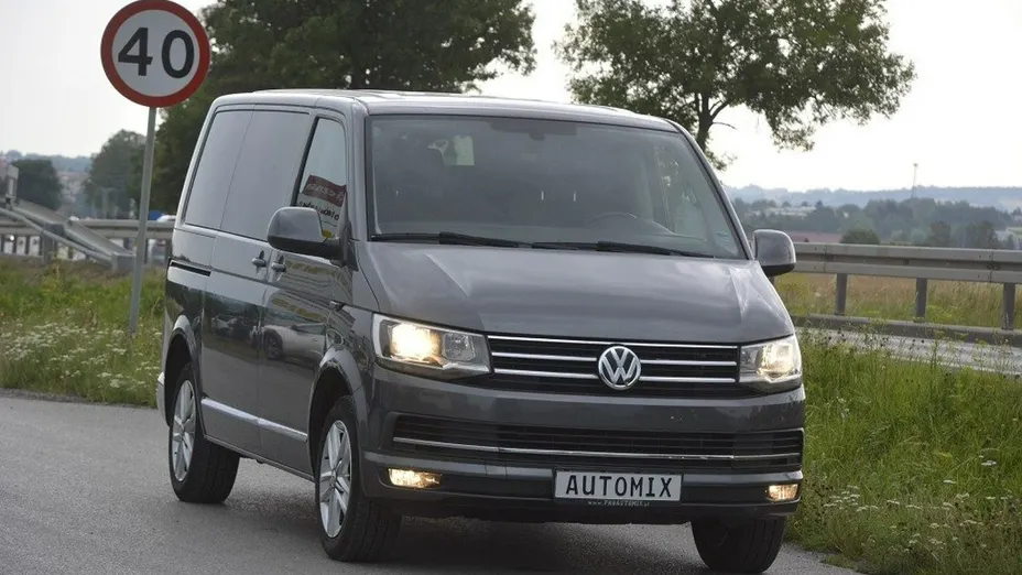 VOLKSWAGEN Caravelle -