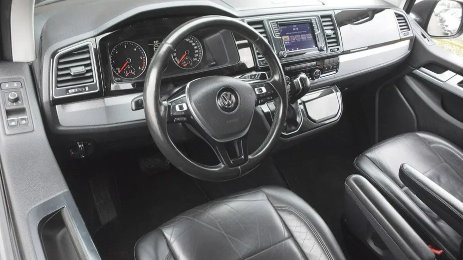 VOLKSWAGEN Caravelle -