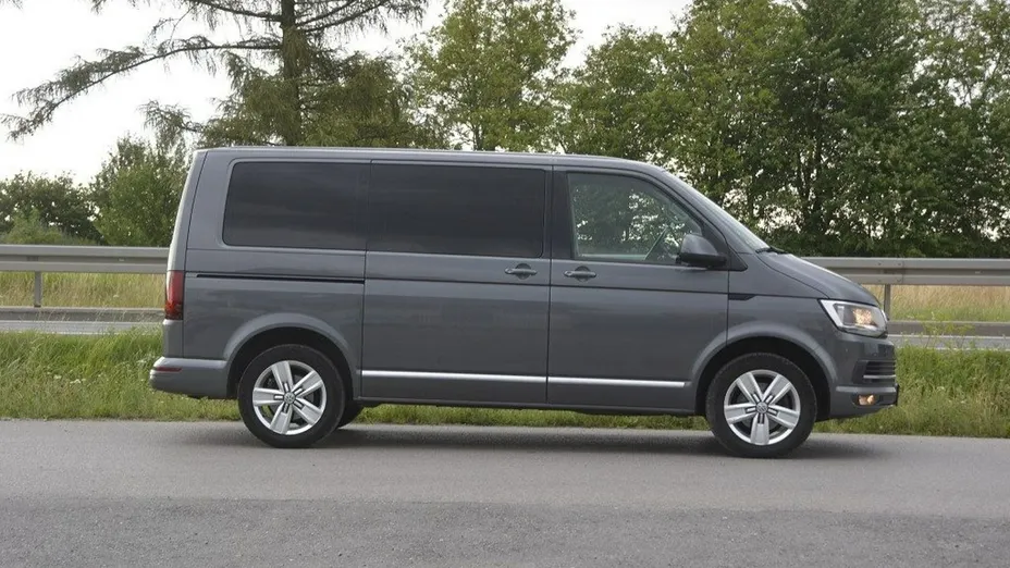 VOLKSWAGEN Caravelle -