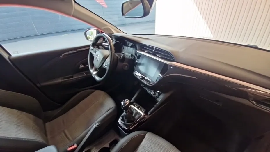 OPEL Corsa -