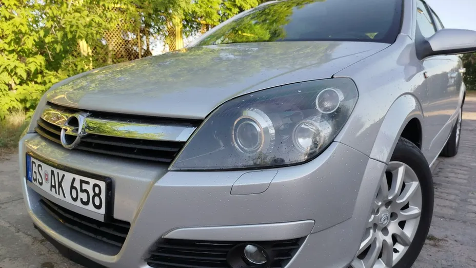 OPEL Astra -