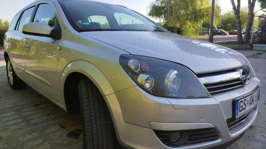 OPEL Astra -