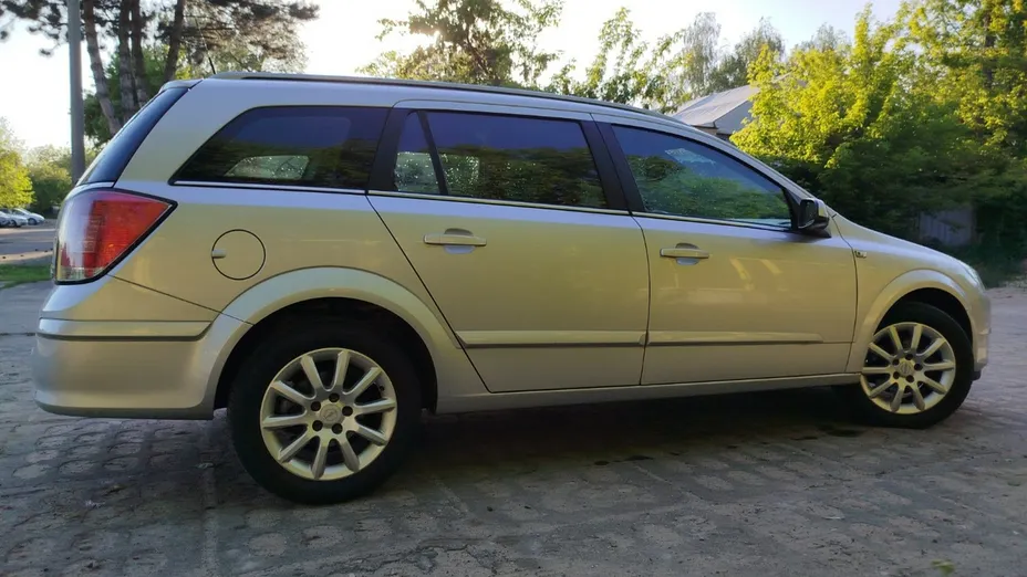 OPEL Astra -