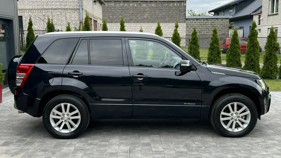 SUZUKI Grand Vitara -