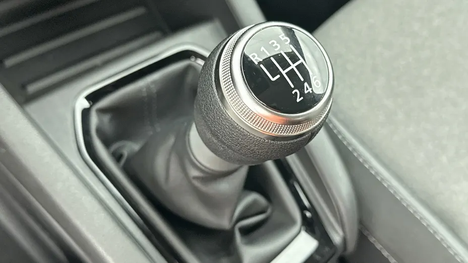 RENAULT Clio -