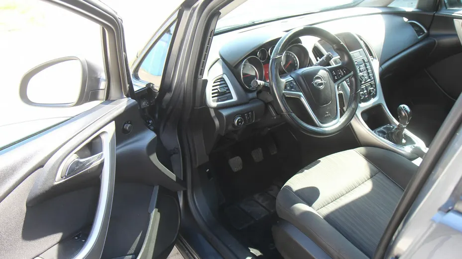 OPEL Astra -