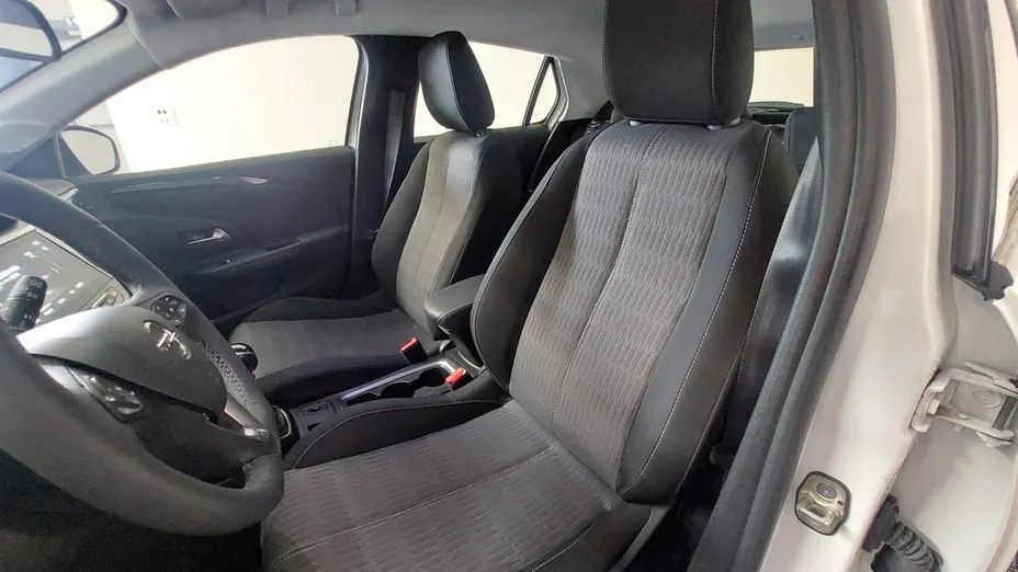 OPEL Corsa -