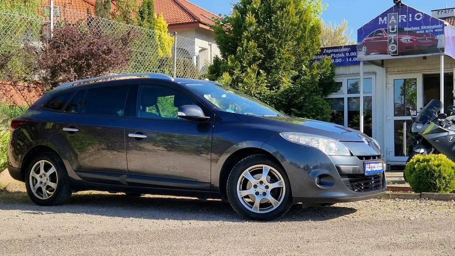 RENAULT Megane -
