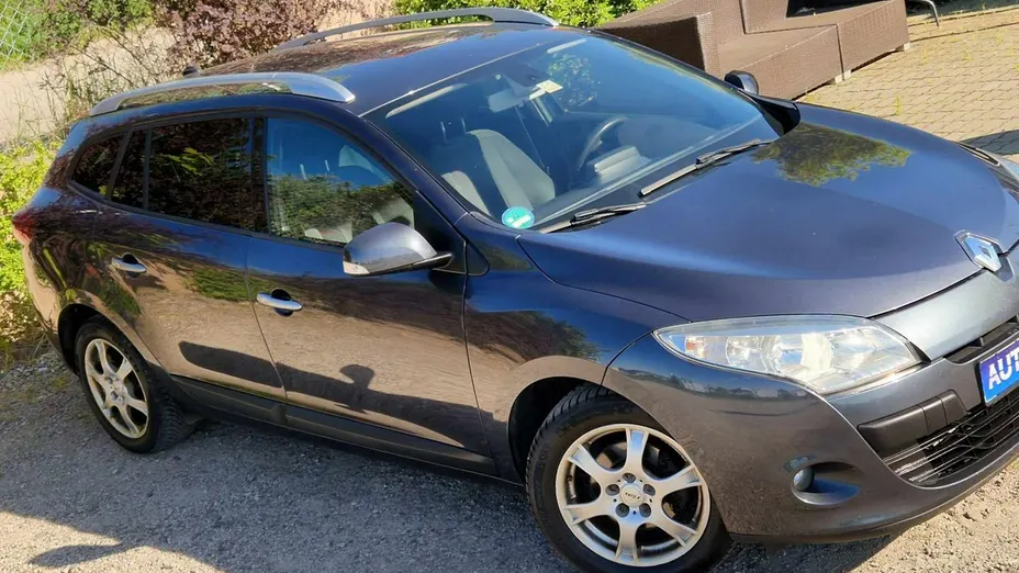 RENAULT Megane -
