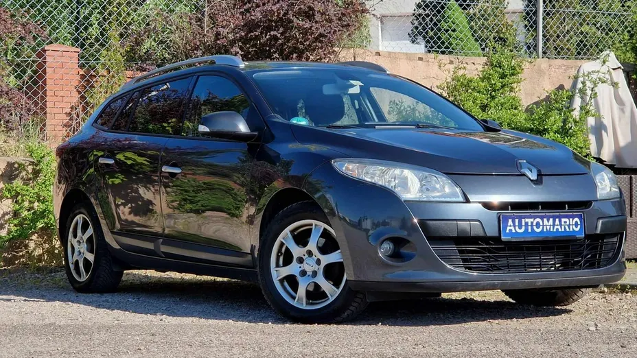 RENAULT Megane -