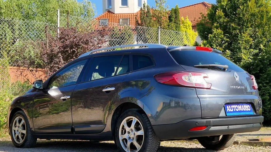 RENAULT Megane -