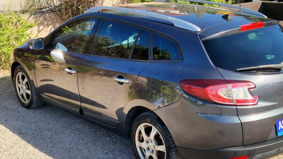 RENAULT Megane -