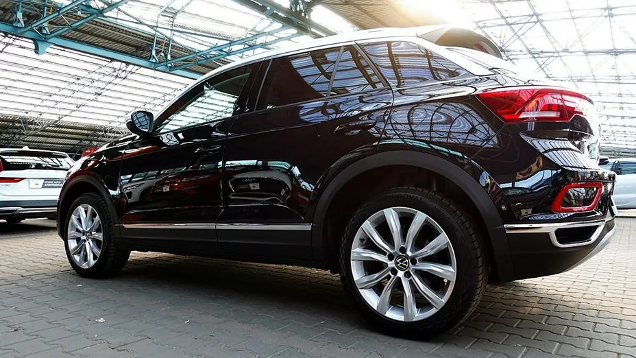 VOLKSWAGEN T-ROC -