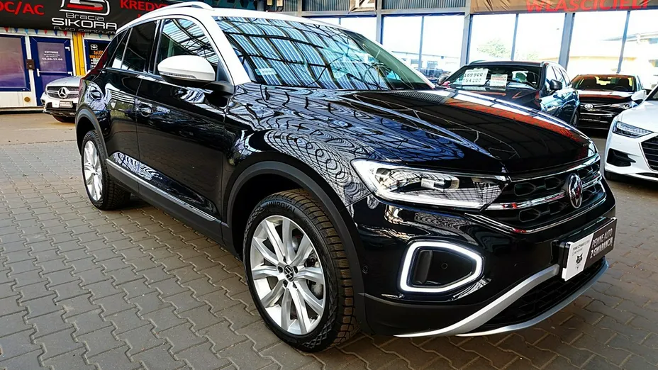 VOLKSWAGEN T-ROC -