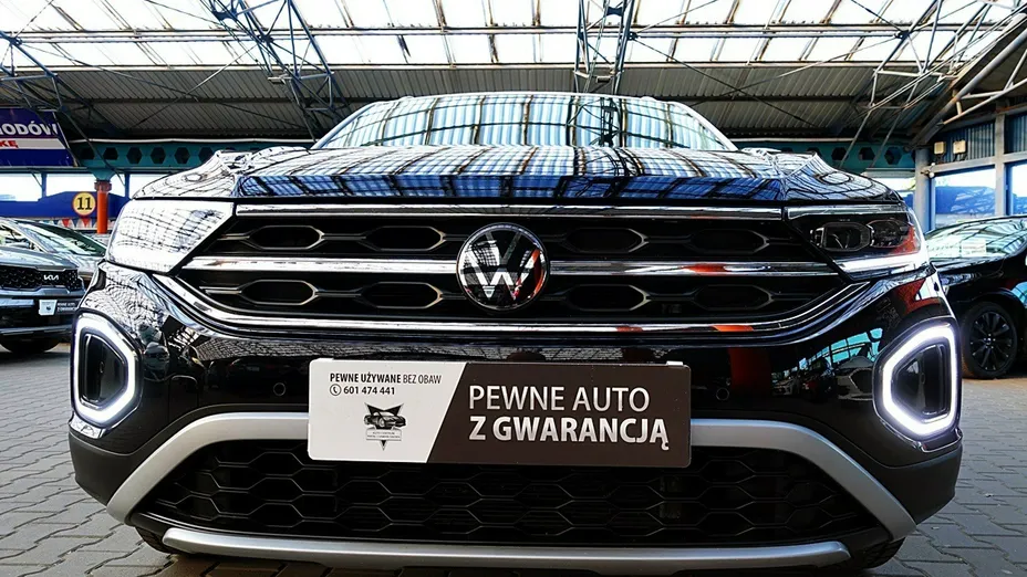 VOLKSWAGEN T-ROC -