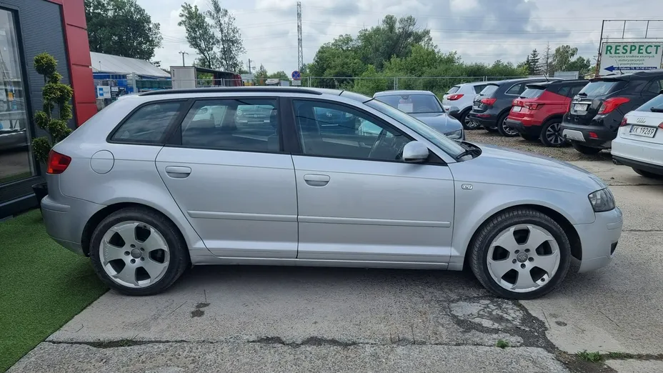 AUDI A3 -