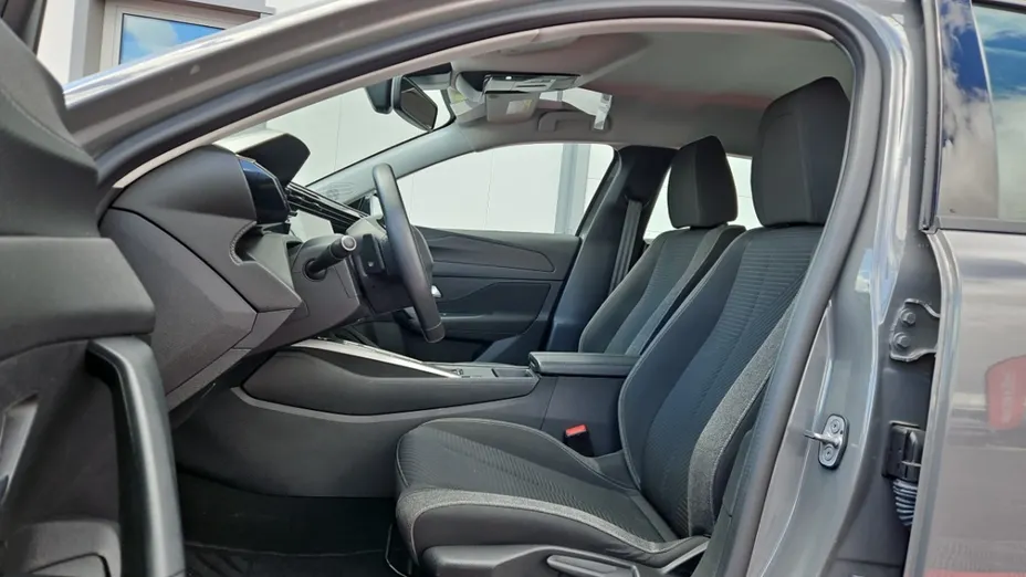 PEUGEOT 308 -