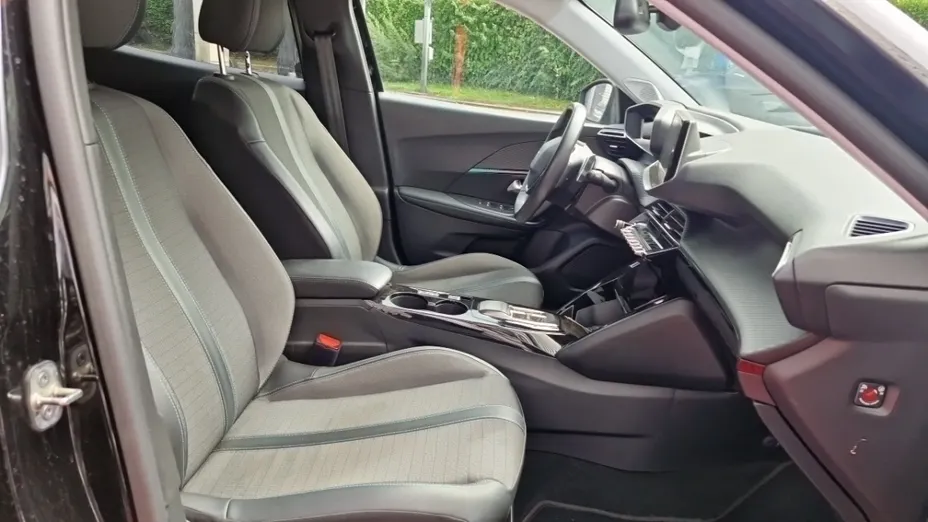 PEUGEOT 2008 -