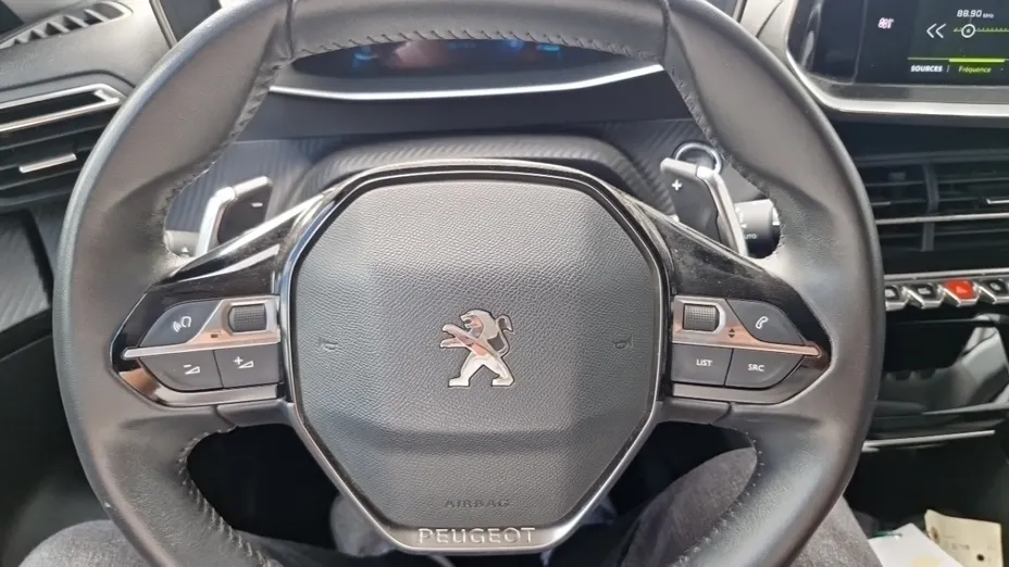 PEUGEOT 2008 -