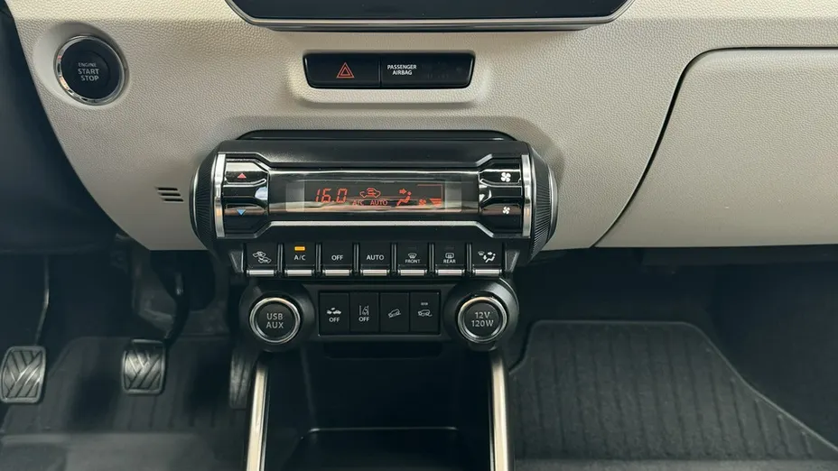 SUZUKI Ignis -