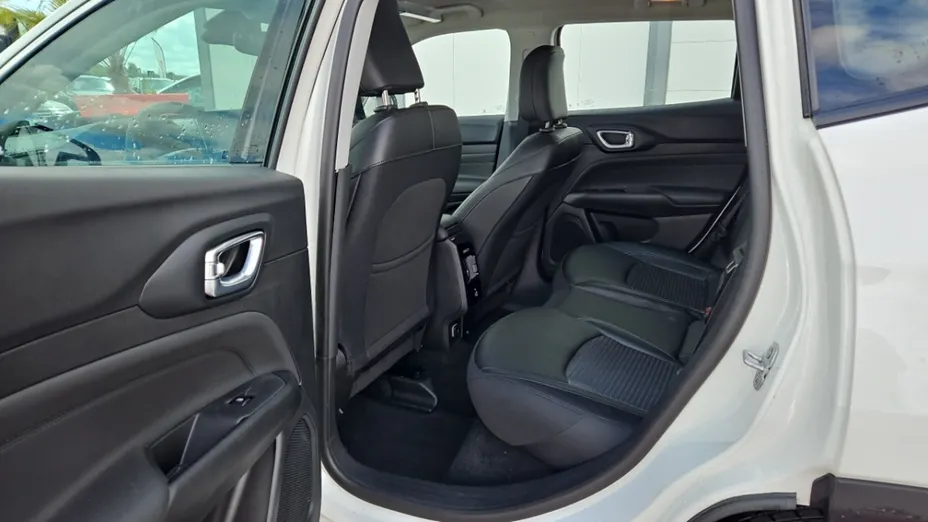 JEEP Compass -