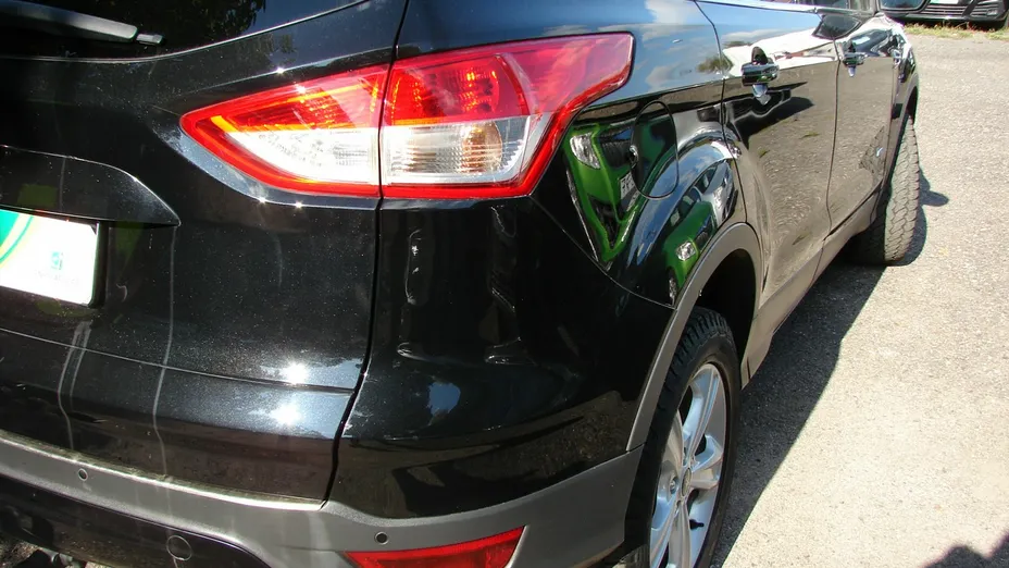 FORD Kuga -