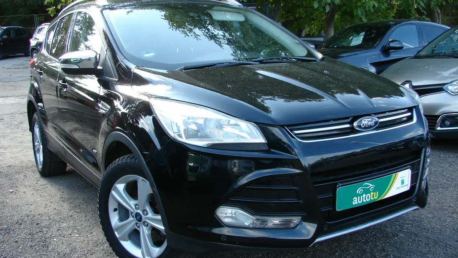 FORD Kuga -
