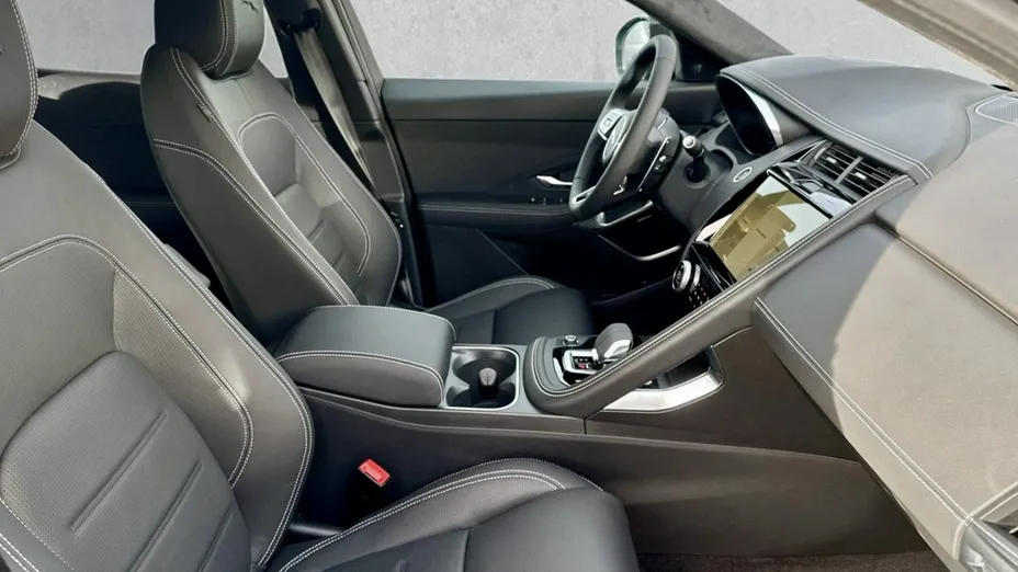 JAGUAR E-Pace -