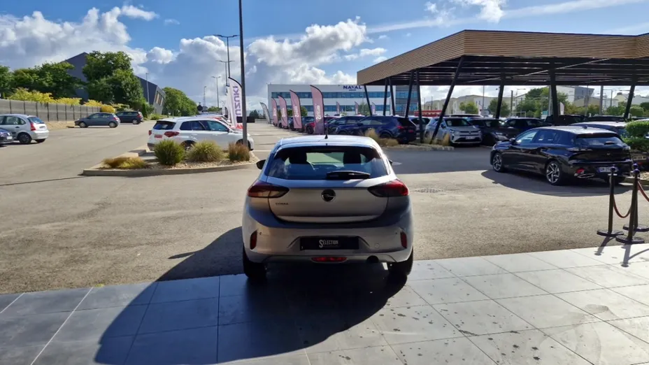 OPEL Corsa -
