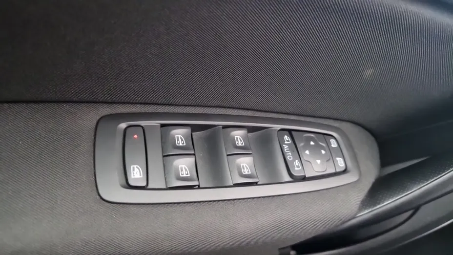 RENAULT Megane -