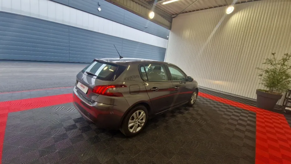 PEUGEOT 308 -