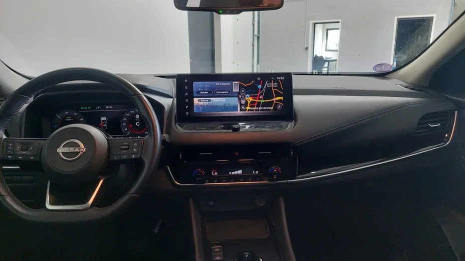 NISSAN Qashqai -